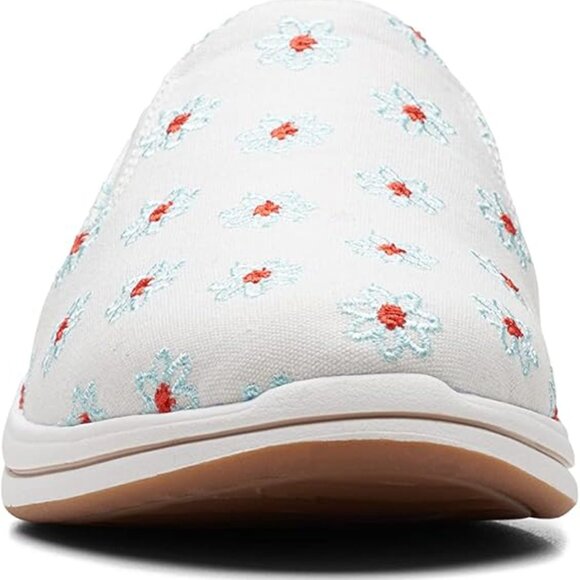 Clarks Women's Breeze Shore Loafer size 8.5-Brand New With Box - Picture 4 of 6